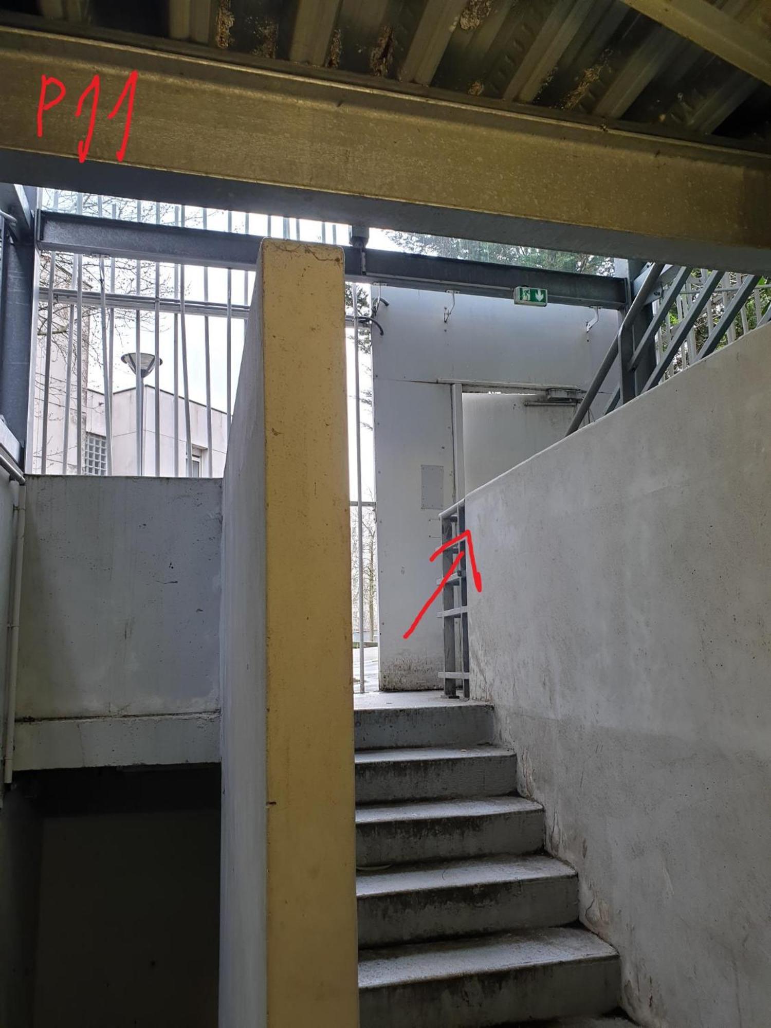 Appartement Bien Situe Noisy-le-Grand Esterno foto